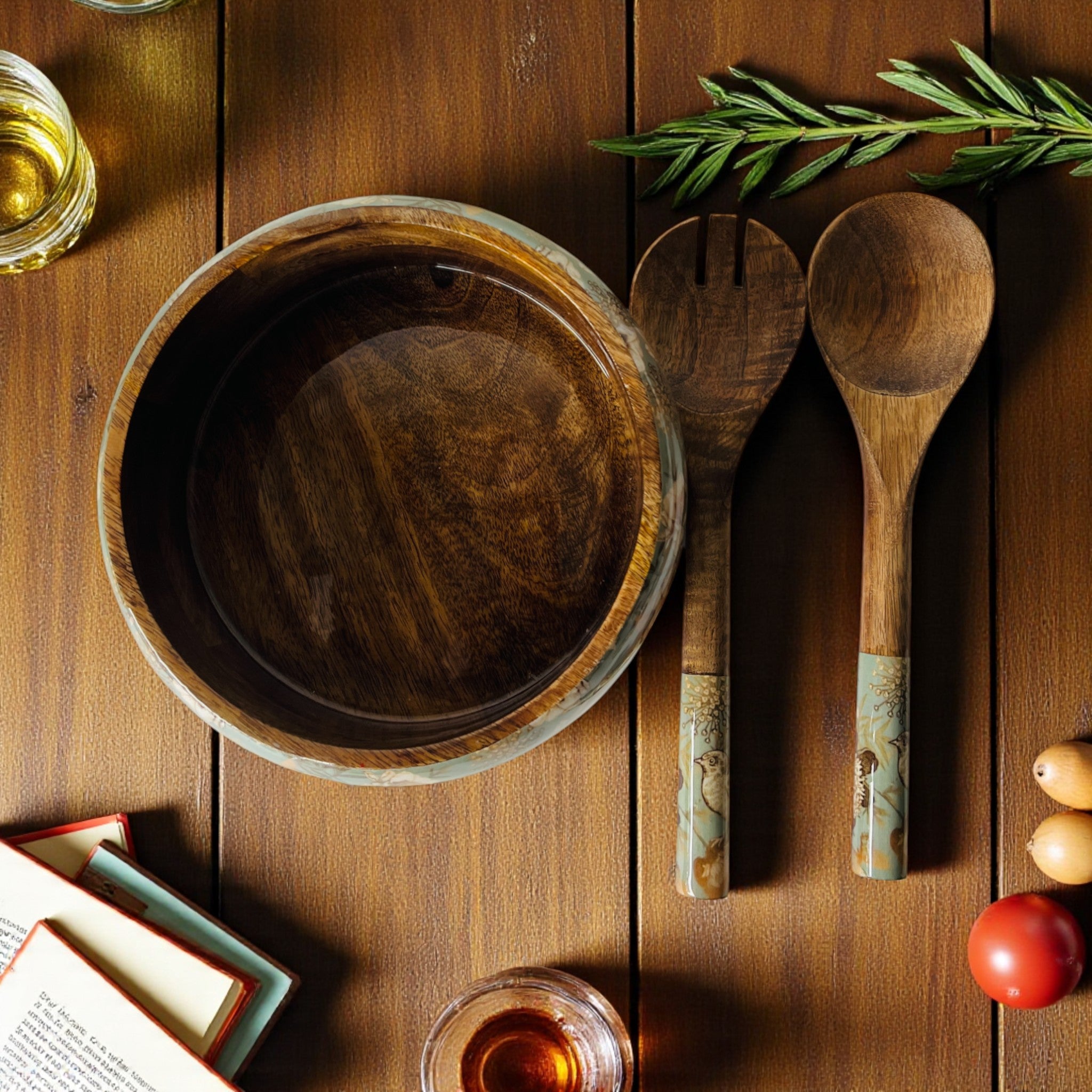 City Sparrow 9 Inch Salad Bowl with Spoons