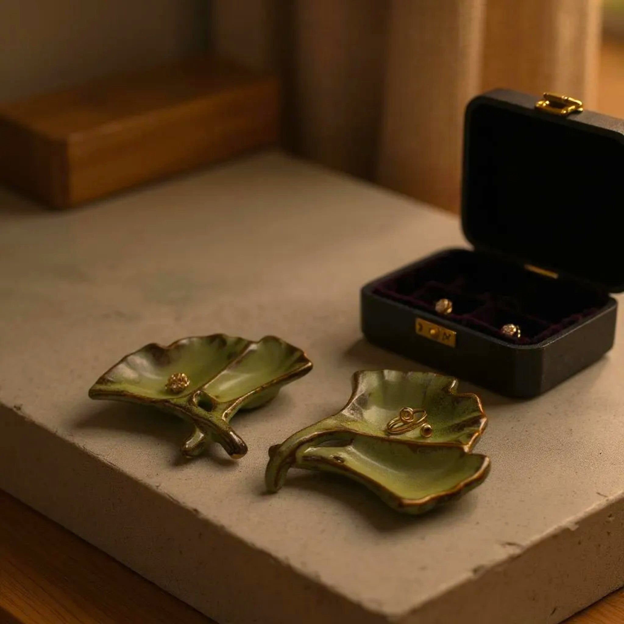 Ginkgo Leaf Mini Holder (Set of 2)