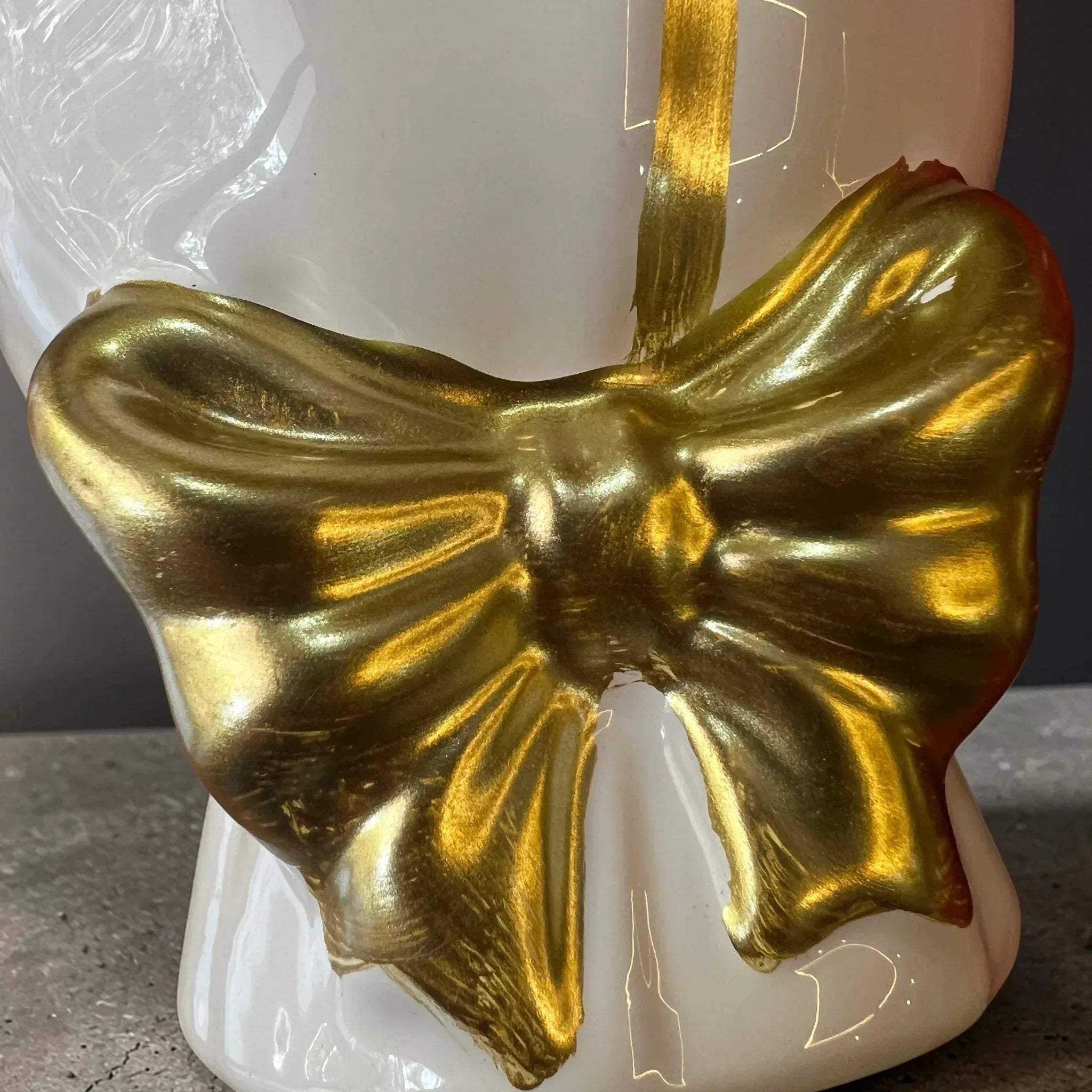 Gold foiling detail; zoomed in shot to show the natural brush strokes and hand-painted nature of the planter.